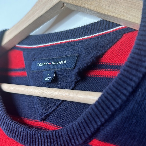 Tommy Hilfiger Striped Sweater Mens Size M Red and Dark Blue - Picture 6 of 6